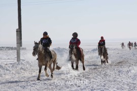 Сүхбаатарын аварга хүлэг шалгаруулах уралдааны их нас