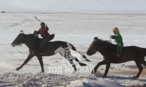 “Дүнжингарав”-ын өнгийг Цагаан хөтөлийн сунгаа тодорхойллоо