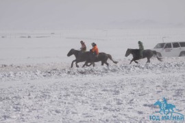 “Дүнжингаравын хурд -2011” уралдааны эргэн тойронд…