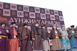 “Дүнжингаравын хурд -2011” уралдааны эргэн тойронд…