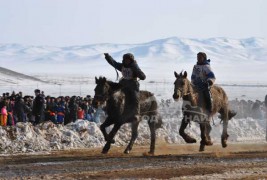 “Дүнжингаравын хурд- 2012” хаврын бүсийн уралдааны хурдан соёолонгууд барианы зурхайд