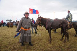 айиргийн тавт хурдалсан Өвөрхангай аймгийн Арвайхээрийн сумын уугуул Доржхорлоогийн хүрэн