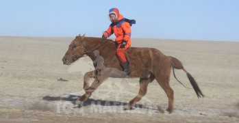 Уралдааны замд