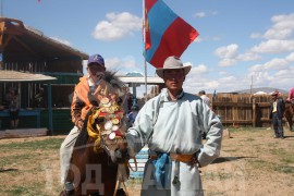 АХ-ын 90 жилийн ой, Баянхонгор аймгийн Баянлиг сумын баяр наадам