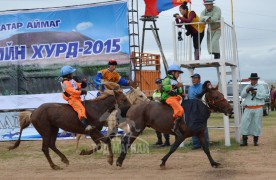 Зүүн бүсийн уралдаанд эхний тавд хурдалсан хурдан азарганууд