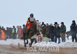 “Жавхлант шаргын хурд-2016” уралдааны хурдан азарганууд