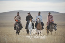 Сумын Алдарт уяач С.Лхамгомбо: Сайн эдэлж, зөв онгойлгосон морь тэр жилдээ давхидаг юм