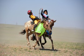 Айргийн тав Х.Бадрахын хонгор бүүдэн