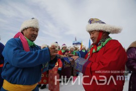 Борцгор хотонтой хамт ирсэн “Мөнгөлөг шагшуурга” наадам